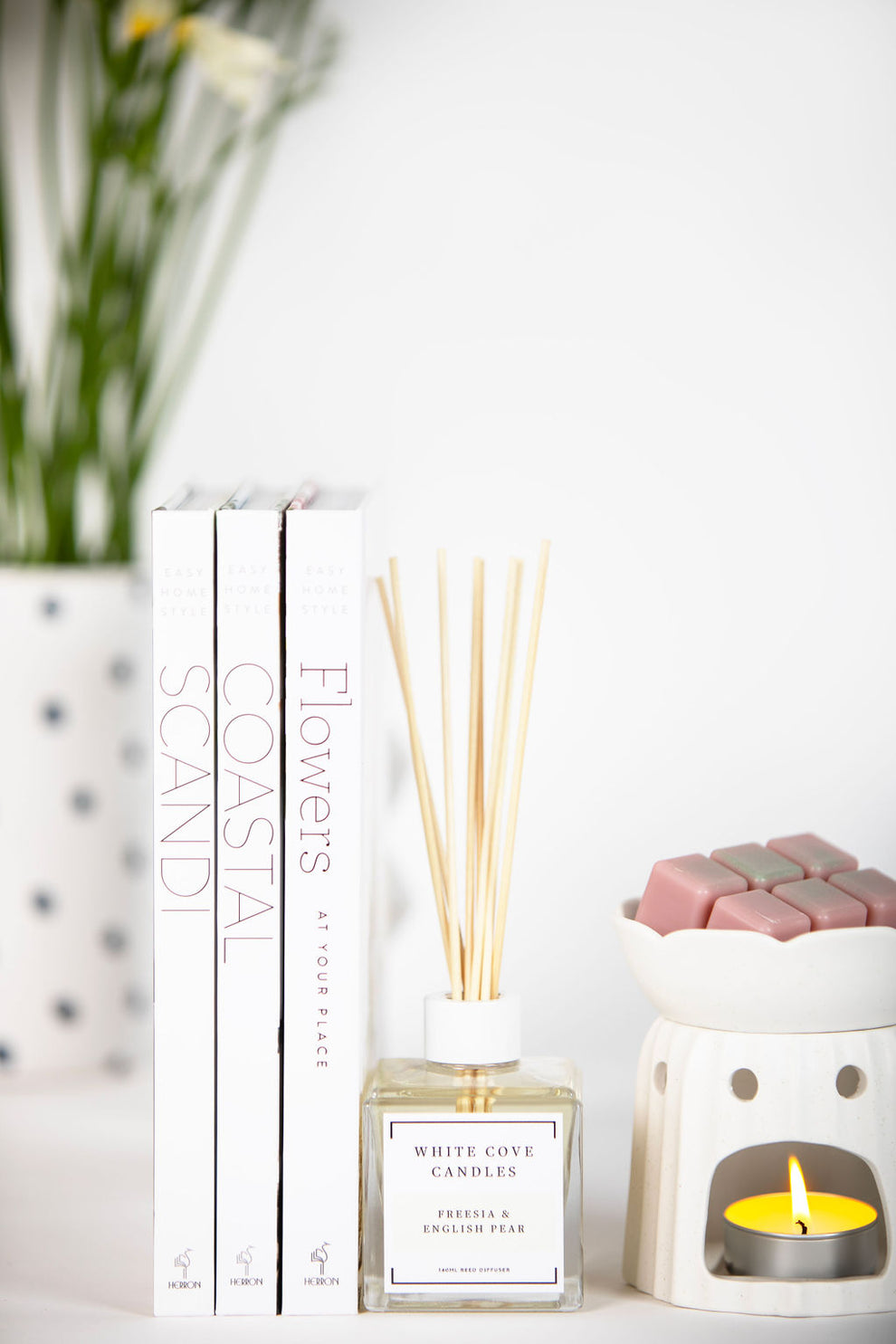 Freesia & English Pear Reed Diffuser – White Cove Candles